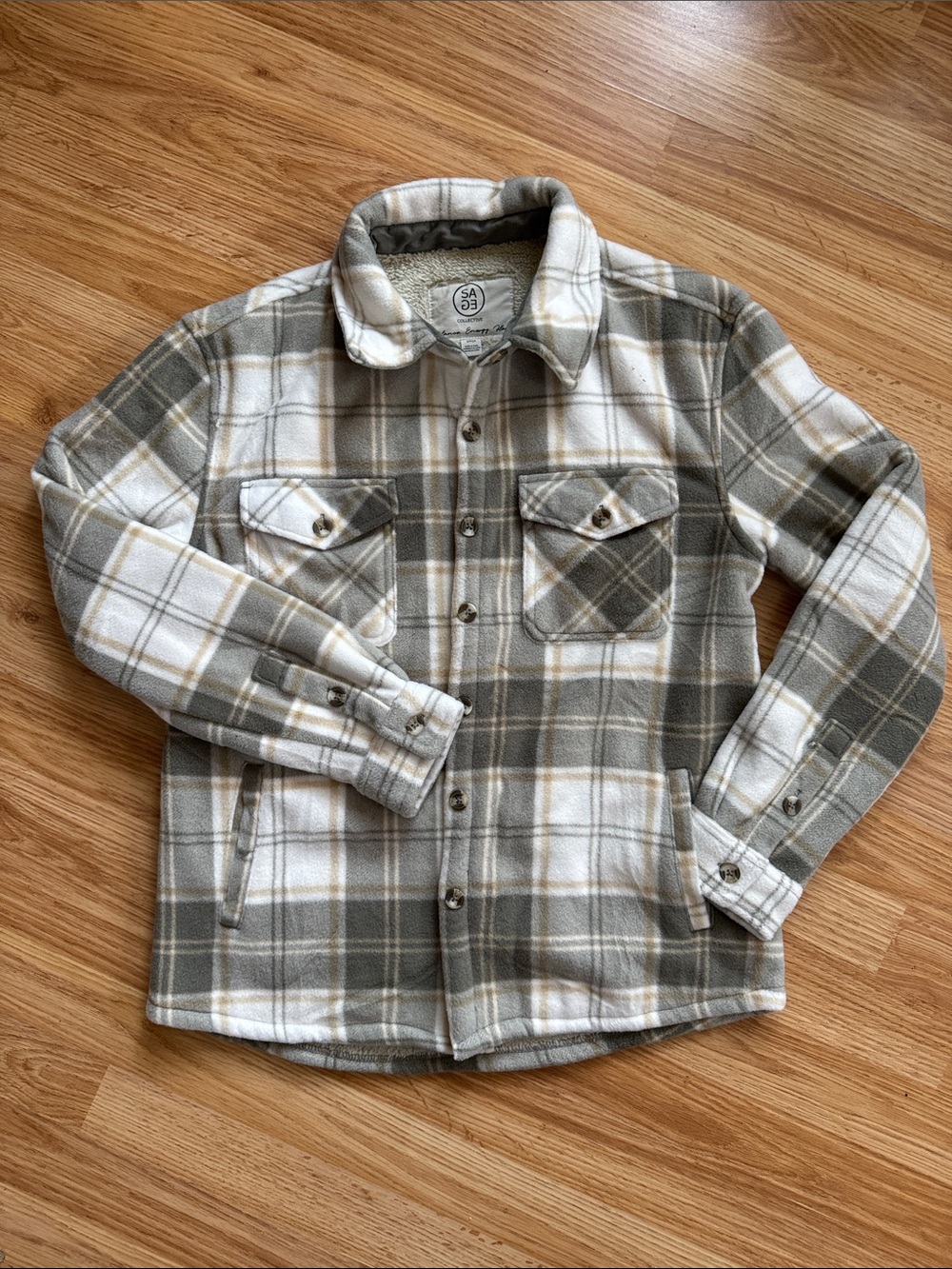 SAGE Collective Plaid Button-Up Shacket in Olive & Cream ✨ size S